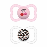 MAM Supreme Schnuller im 2er-Set, Babyschnuller für eine gesunde Zahn- und Kieferentwicklung, beugt Hautreizungen vor, mit Schnullerbox, 16+ Monate, Kirsche/Leopard - 1